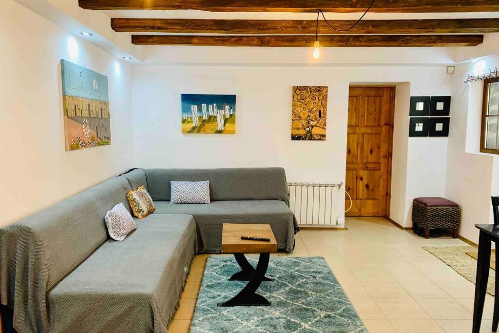 Villa Aquila ベリ・イスカ エクステリア 写真